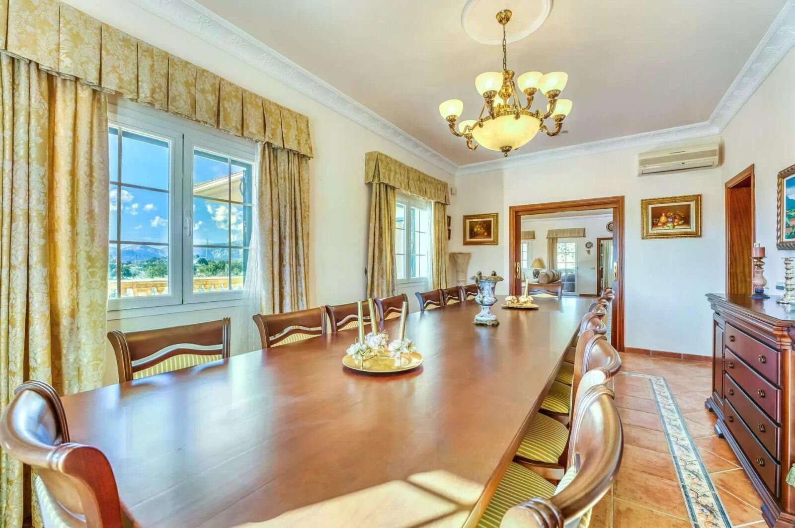 Hermosa villa en venta