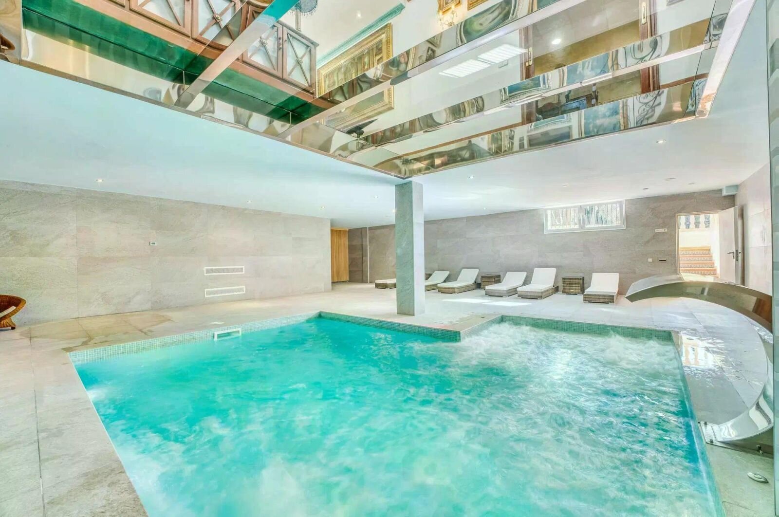 Hermosa villa en venta