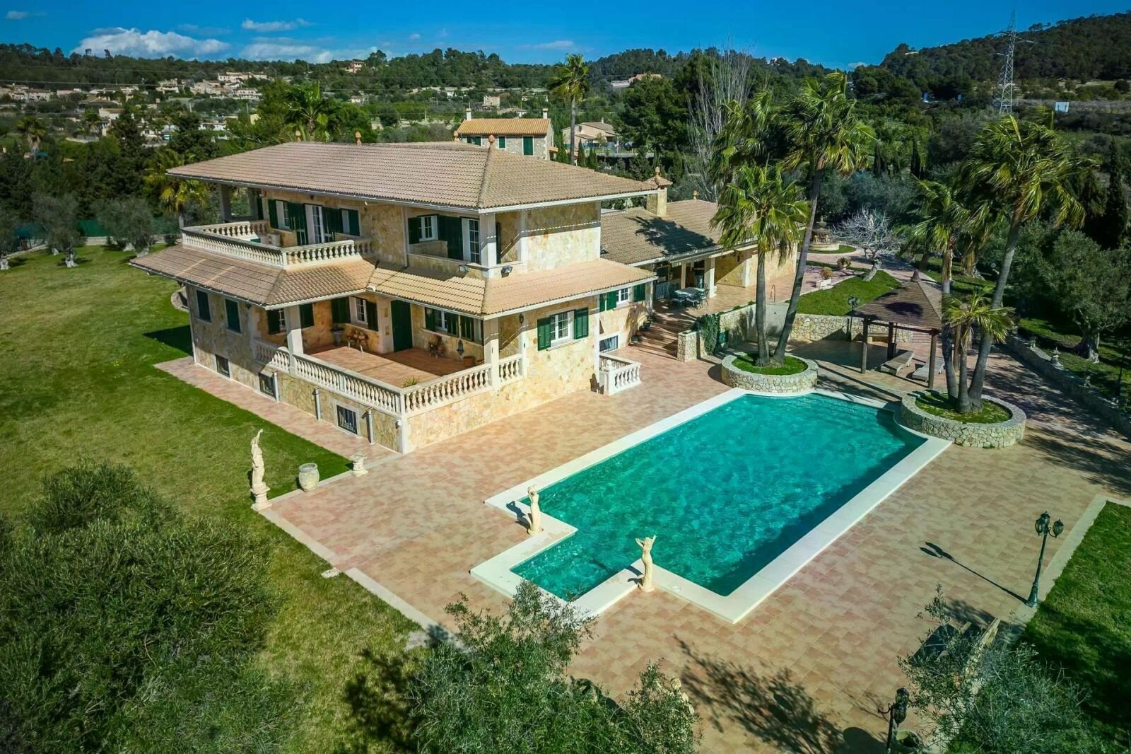 Hermosa villa en venta